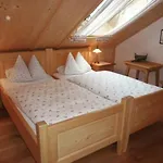 Heissbauer * Wackersberg